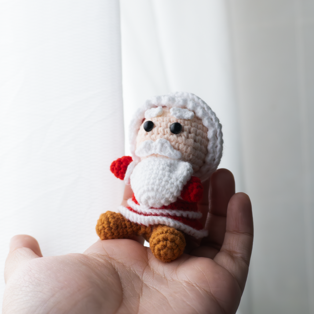Crochet Christmas Magic: Santa Claus with Gift Box Pattern