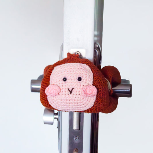 Adorable Crochet Monkey Door Clip Hanger Tutorial & Material Package– Pet-Friendly Design